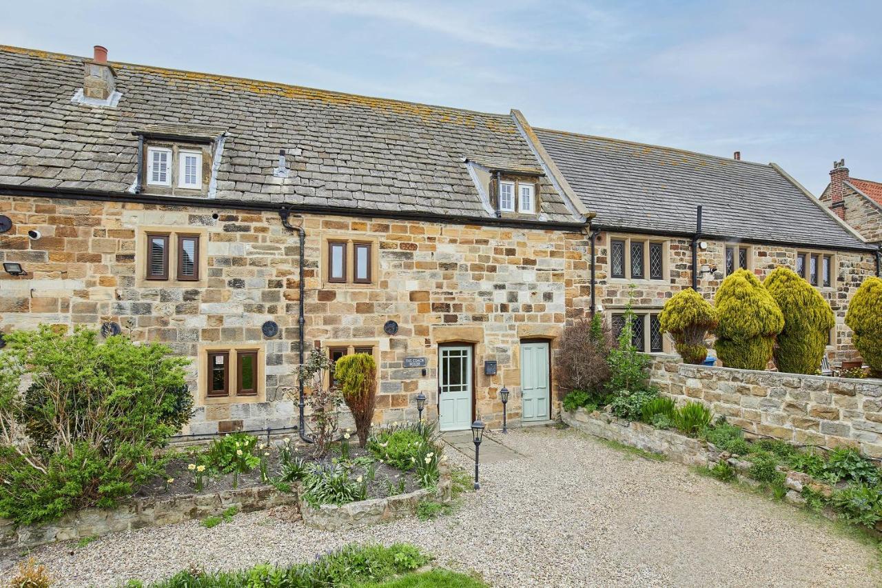 Host & Stay - The Coach House Whitby Ngoại thất bức ảnh